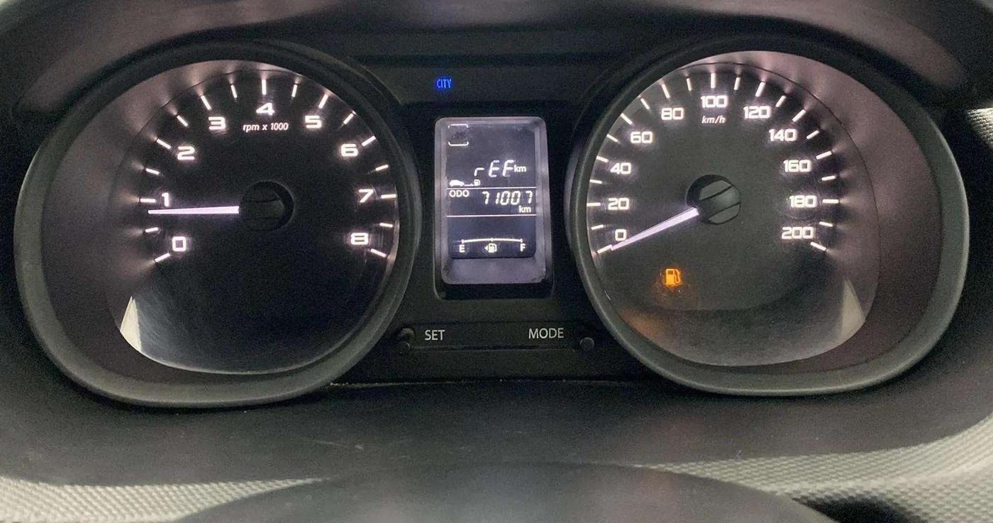 2017 Tata Tiago XM PETROL, Petrol, Manual, 70,994 km, Odometer Image