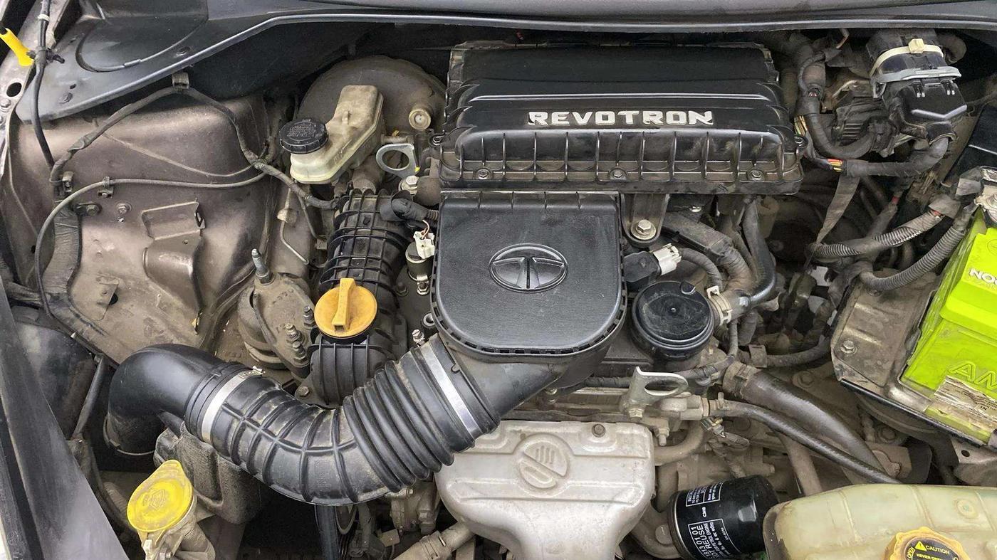 2017 Tata Tiago XM PETROL, Petrol, Manual, 70,994 km, Engine View