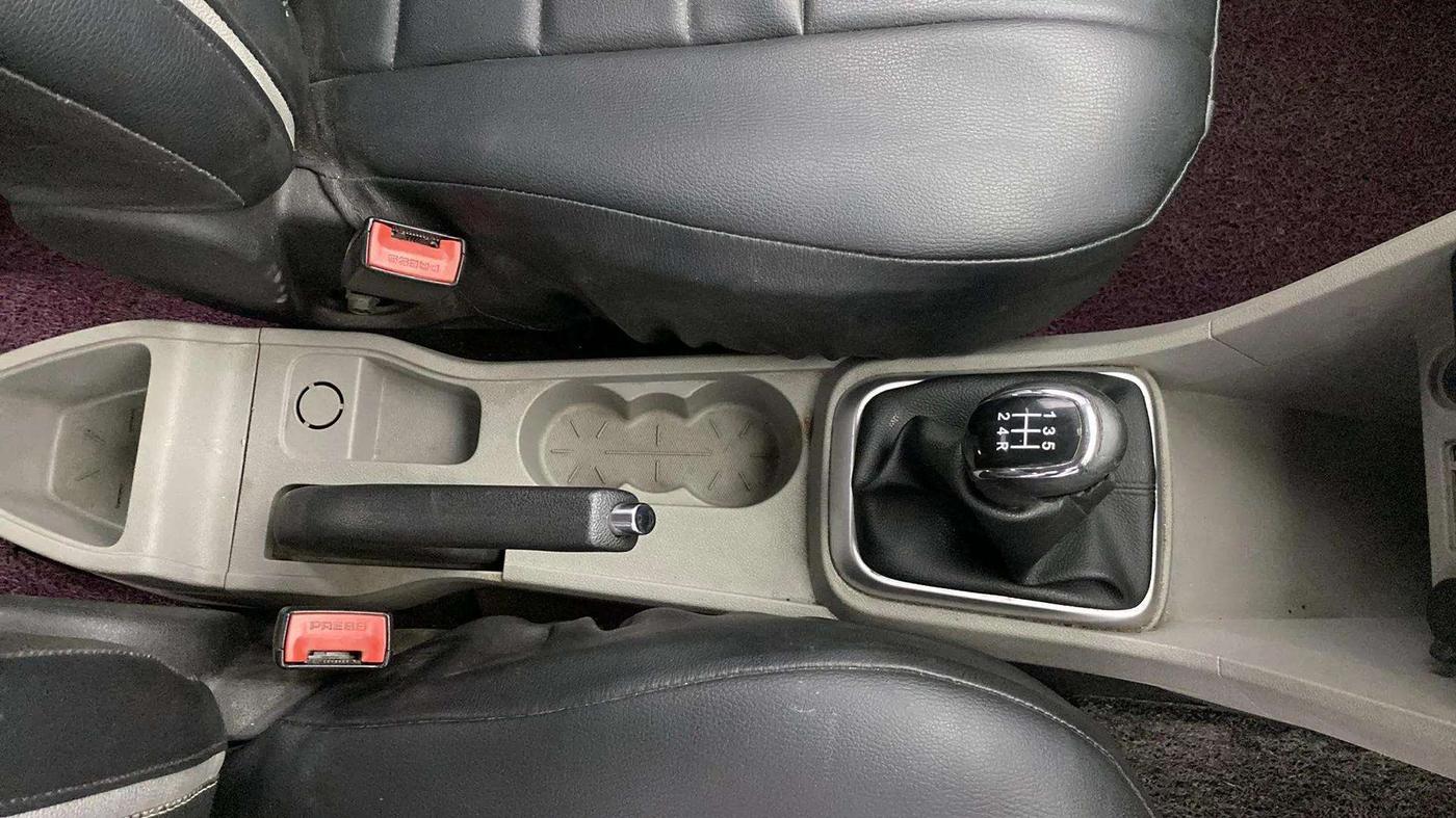 2017 Tata Tiago XM PETROL, Petrol, Manual, 70,994 km, Gear Lever
