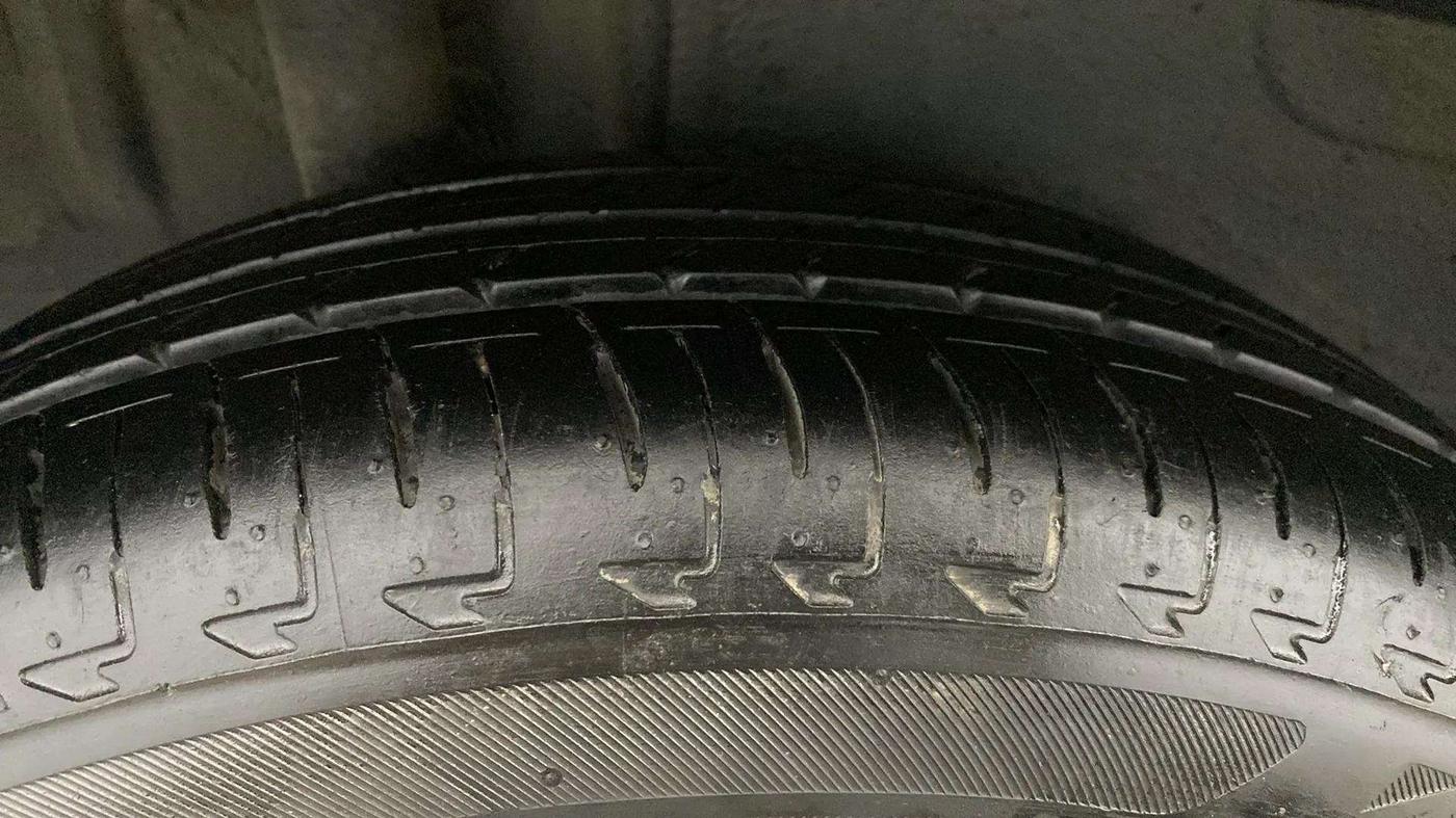 2022 Maruti IGNIS ZETA 1.2, Petrol, Manual, 14,978 km, Right Rear Tyre Tread