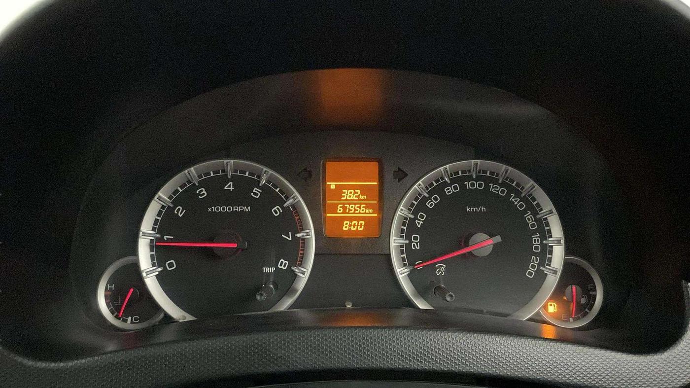 2013 Maruti Swift VXI, Petrol, Manual, 67,970 km, Odometer Image