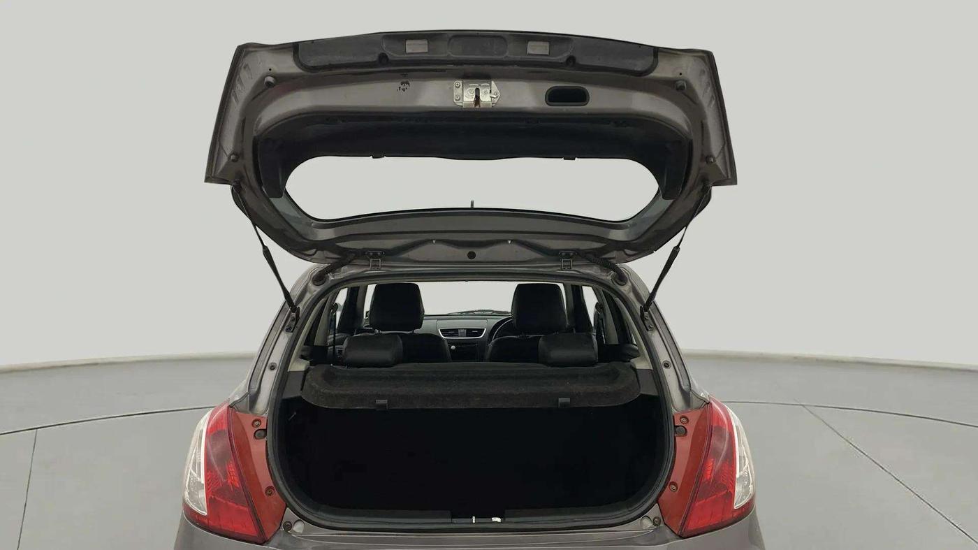 2013 Maruti Swift VXI, Petrol, Manual, 67,970 km, Boot Door Open