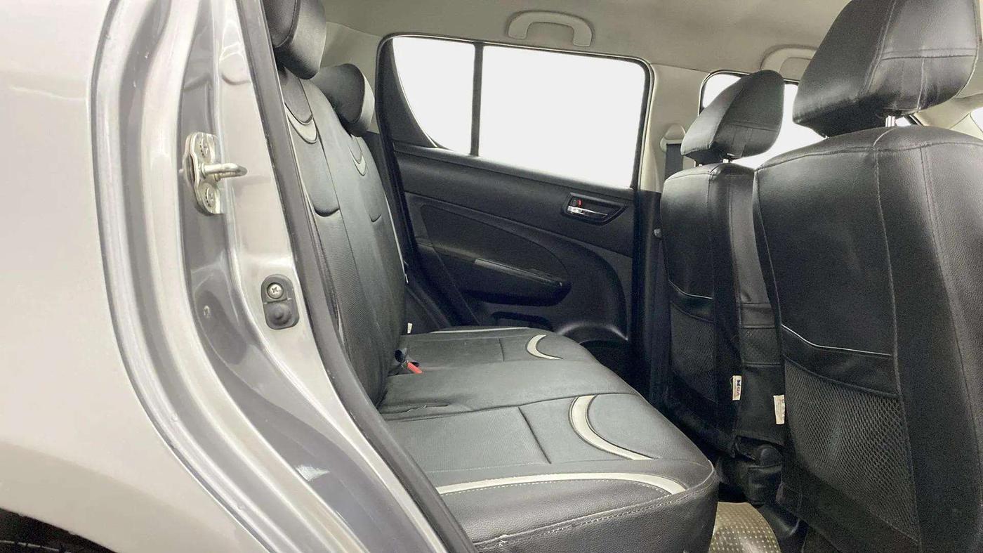 2013 Maruti Swift VXI, Petrol, Manual, 67,970 km, Right Side Rear Door Cabin