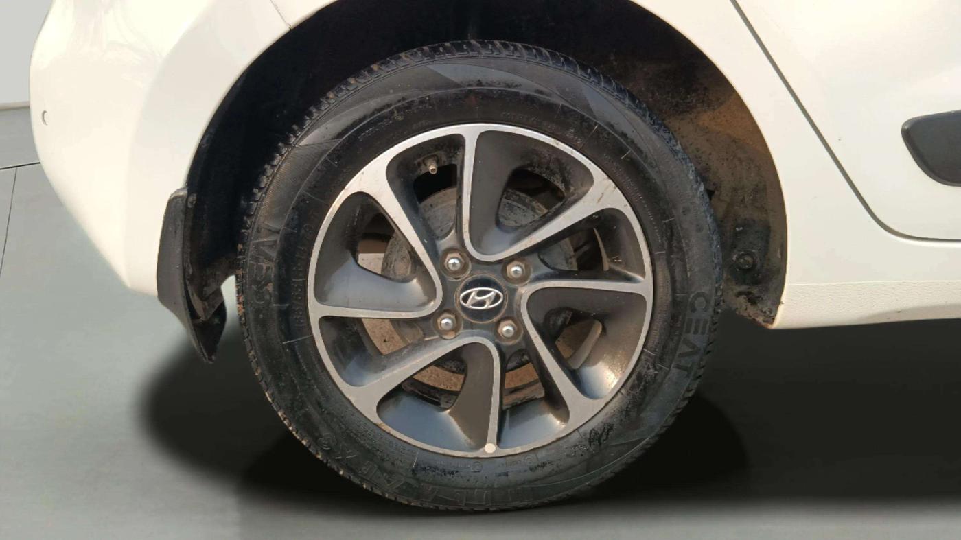 2018 Hyundai Grand i10 ASTA 1.2 KAPPA VTVT, Petrol, Manual, 47,294 km, Right Rear Wheel