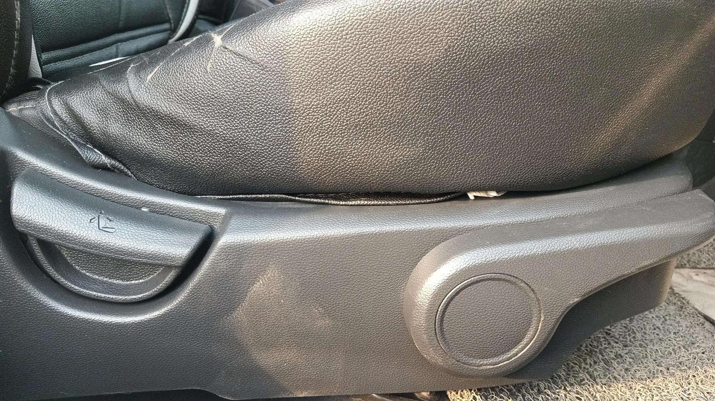 2018 Hyundai Grand i10 ASTA 1.2 KAPPA VTVT, Petrol, Manual, 47,294 km, Driver Side Adjustment Panel