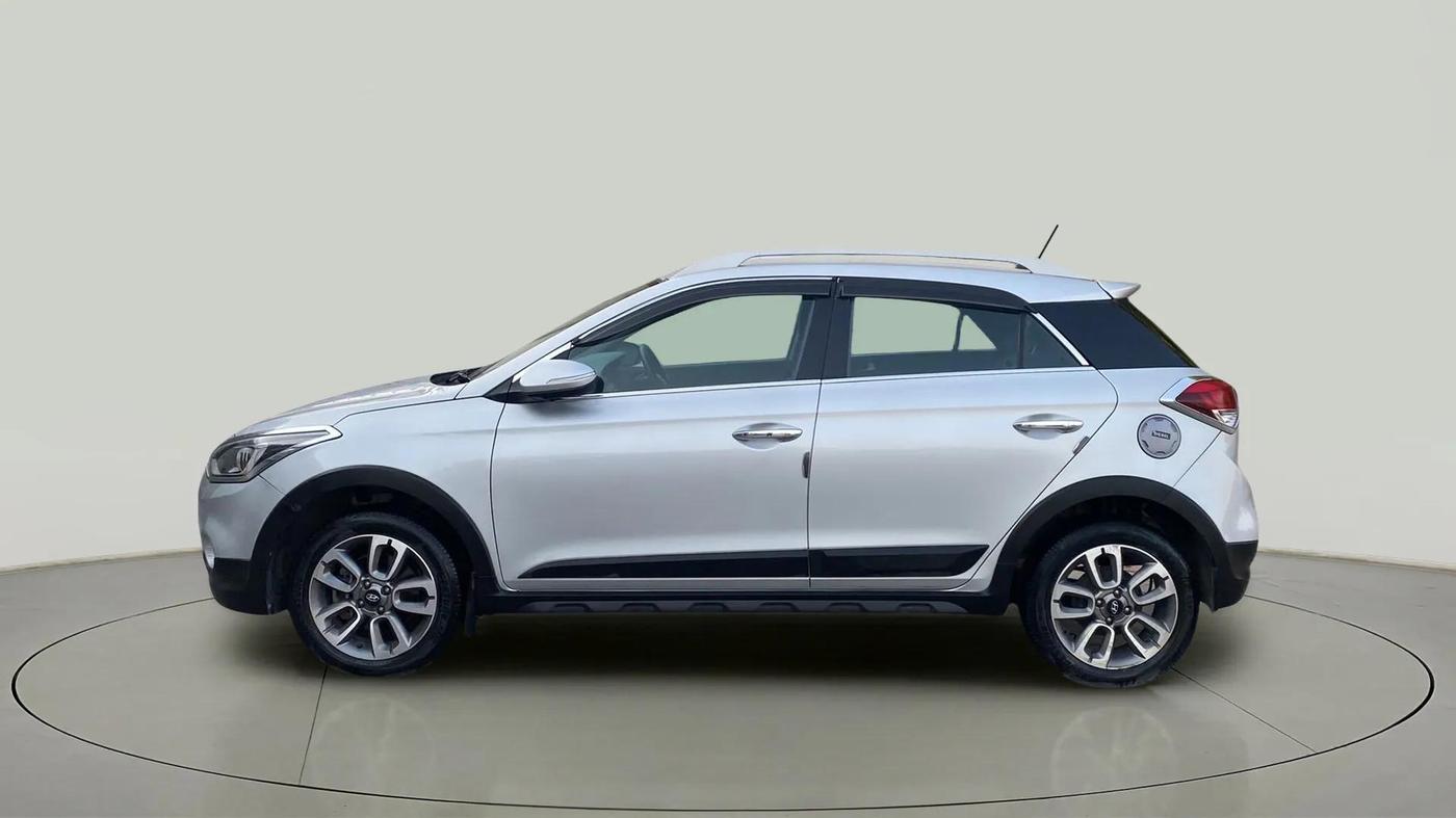 2016 Hyundai i20 Active 1.4 SX, Diesel, Manual, 74,253 km, Left Side