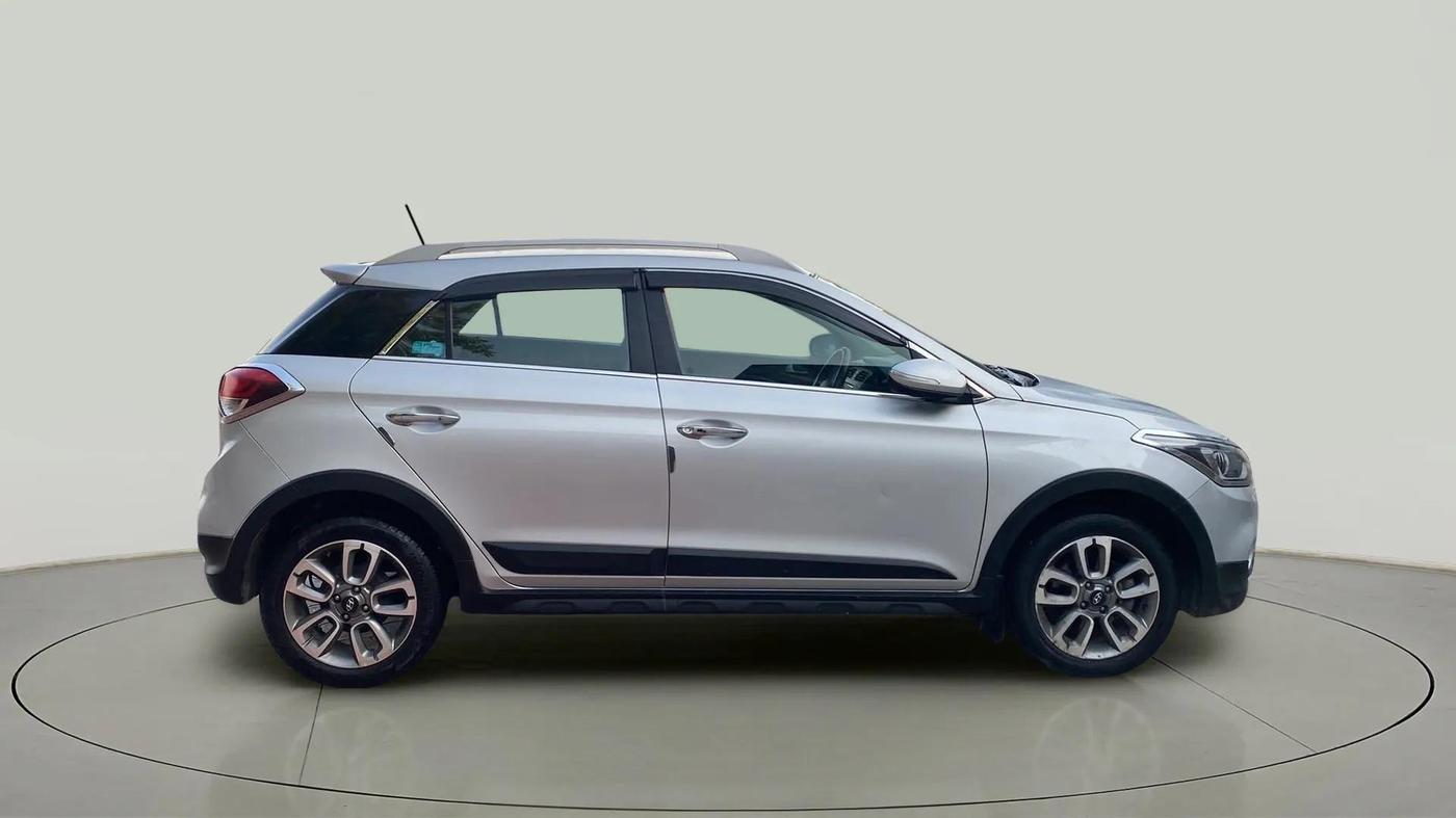 2016 Hyundai i20 Active 1.4 SX, Diesel, Manual, 74,253 km, Right Side View