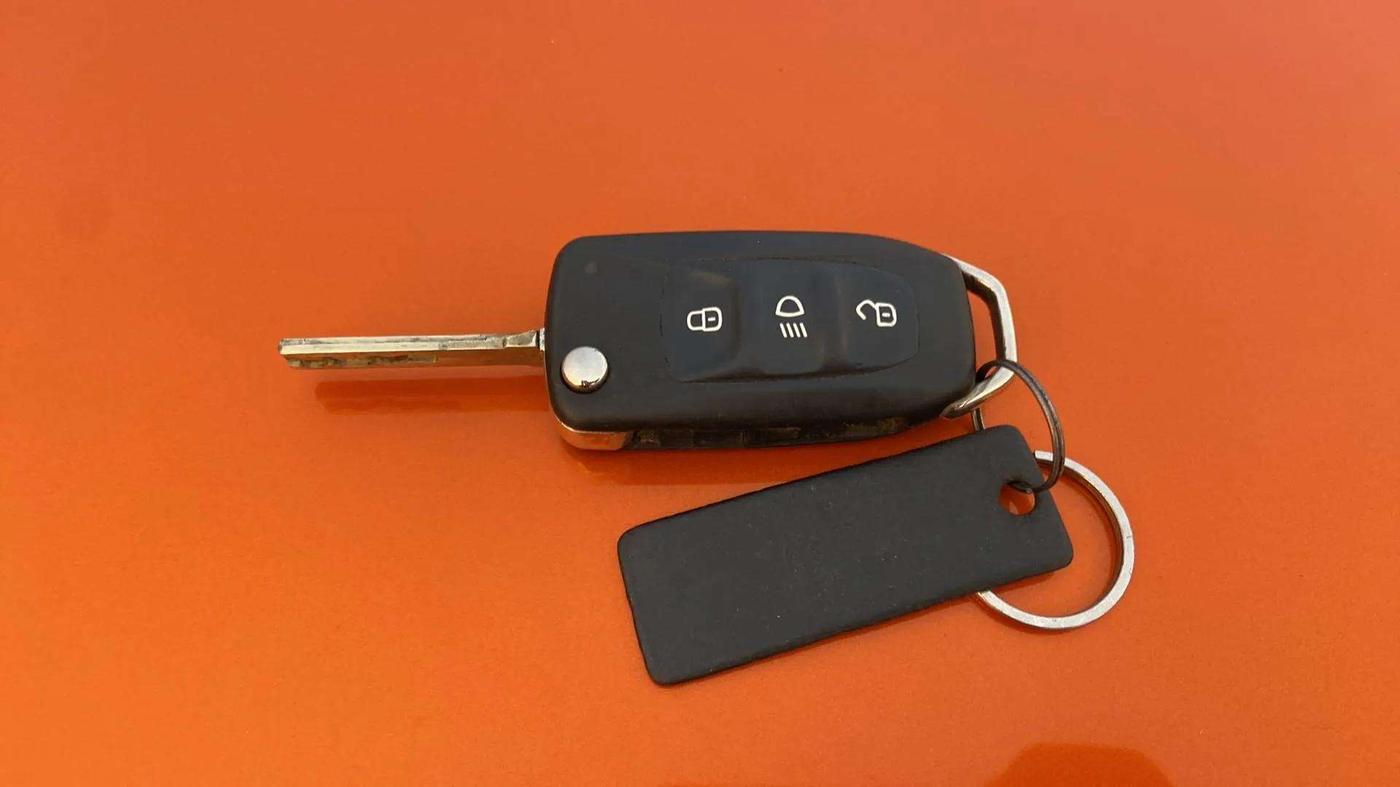 2018 Tata NEXON XM DIESEL, Diesel, Manual, 88,861 km, Key Close Up