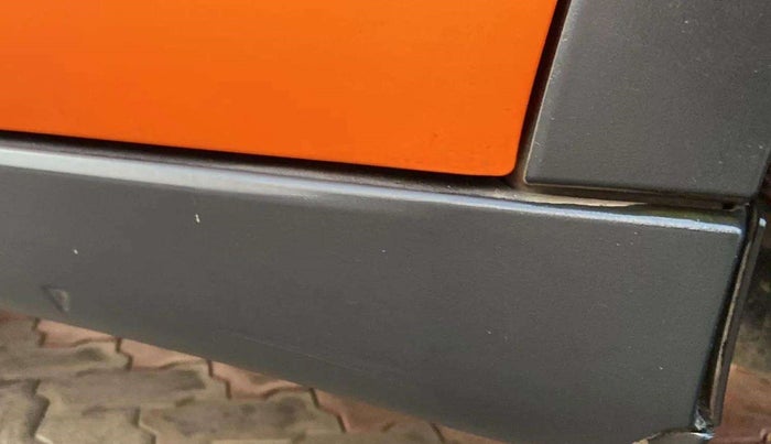 2018 Tata NEXON XM DIESEL, Diesel, Manual, 88,824 km, Left running board - Cladding has minor damage