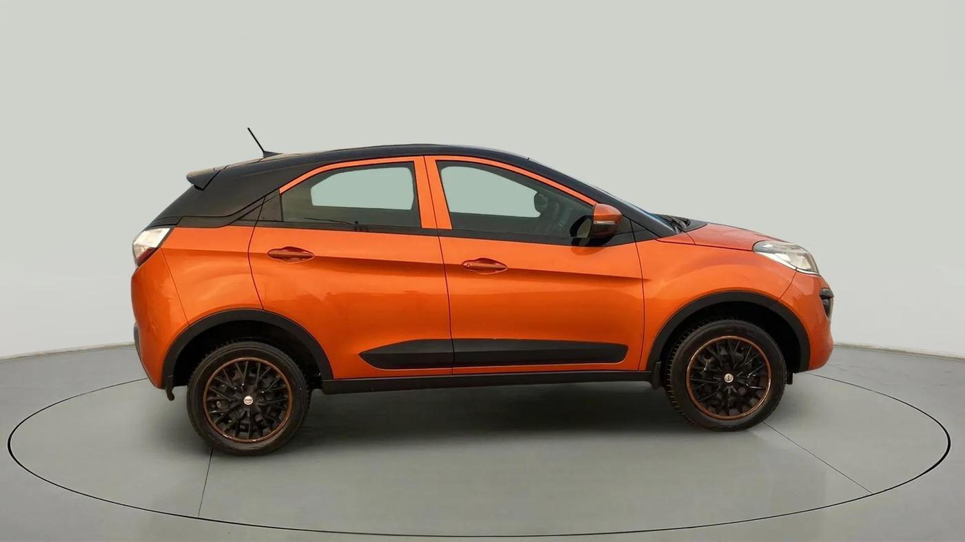 2018 Tata NEXON XM DIESEL, Diesel, Manual, 88,861 km, Right Side View