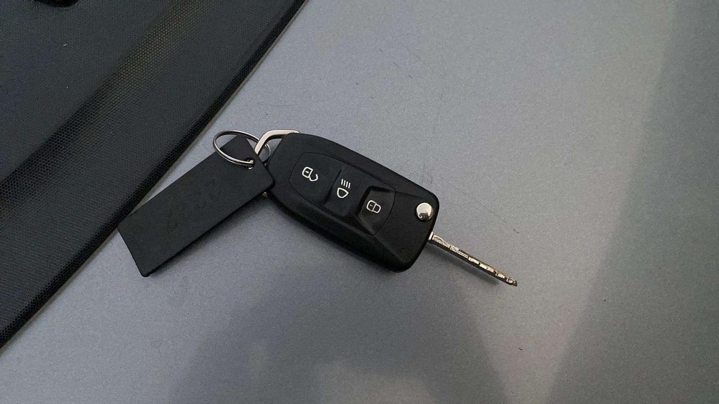 2018 Tata Tiago XZA PETROL, Petrol, Automatic, 5,352 km, Key Close Up