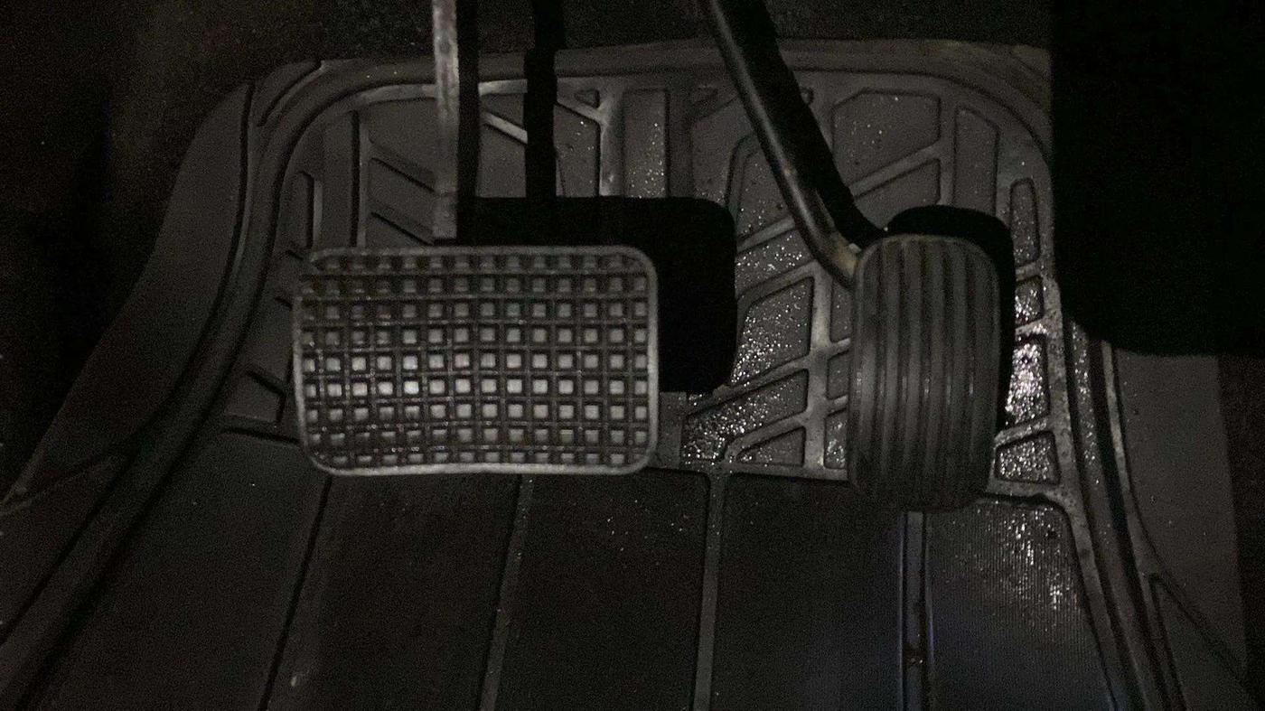 2018 Tata Tiago XZA PETROL, Petrol, Automatic, 5,352 km, Pedals