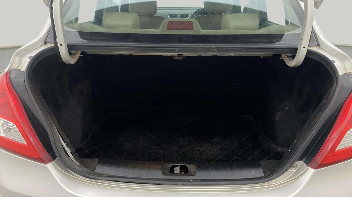 2014 Maruti Swift Dzire VXI, Petrol, Manual, 81,747 km, Boot Inside