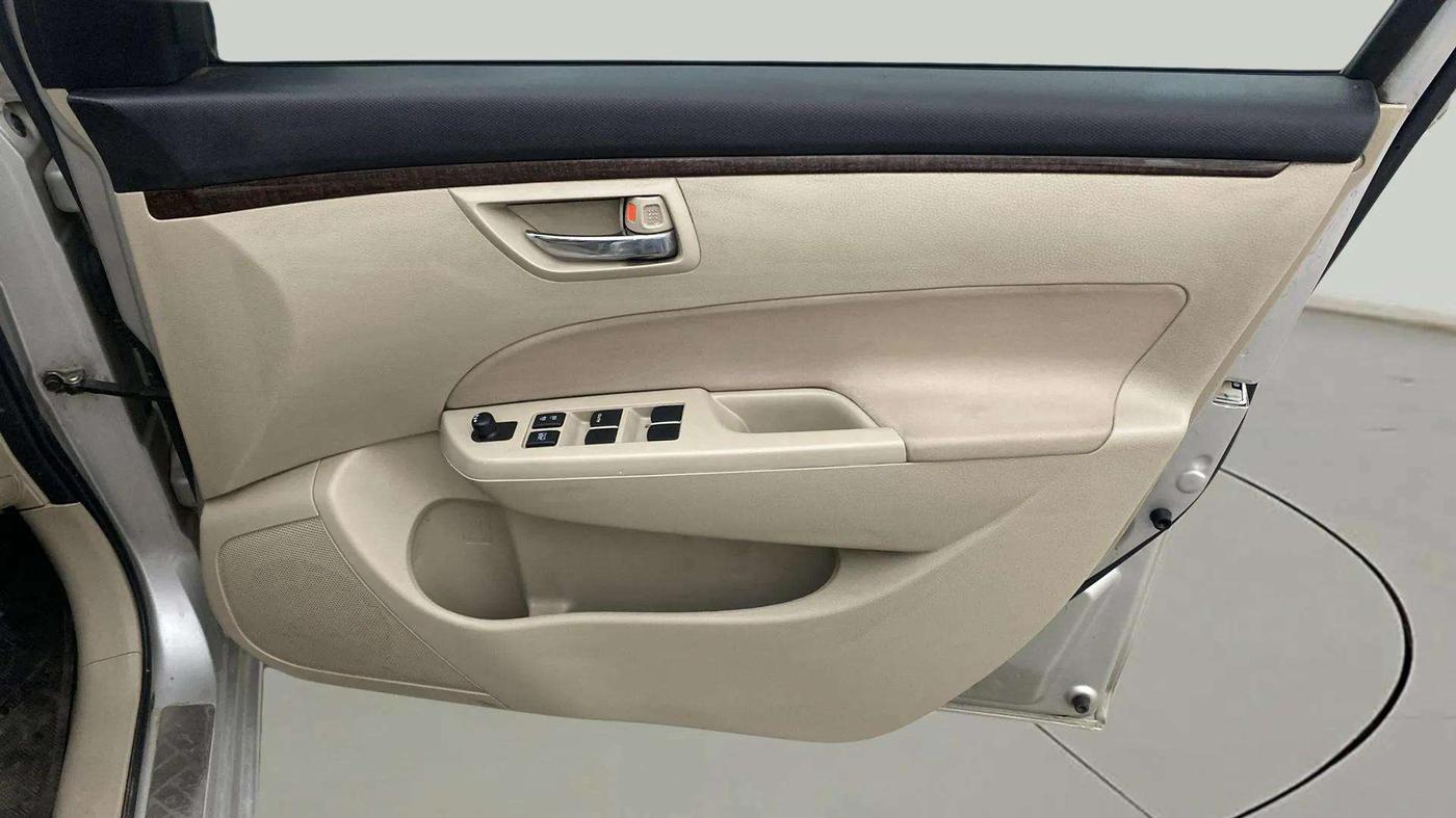 2014 Maruti Swift Dzire VXI, Petrol, Manual, 81,747 km, Driver Side Door Panels Control