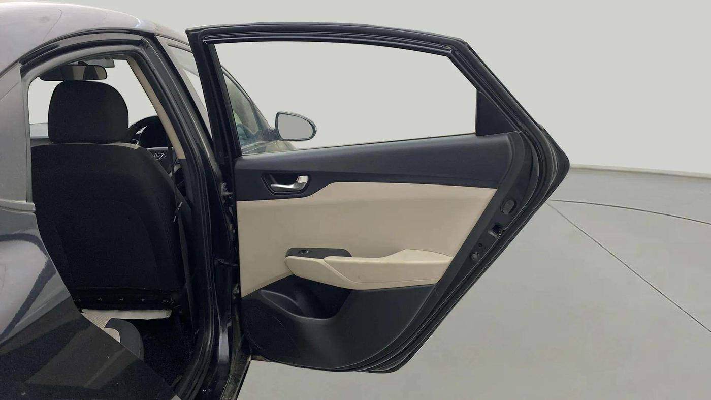 2019 Hyundai Verna 1.4 E PETROL, Petrol, Manual, 48,523 km, RHS Rear Door