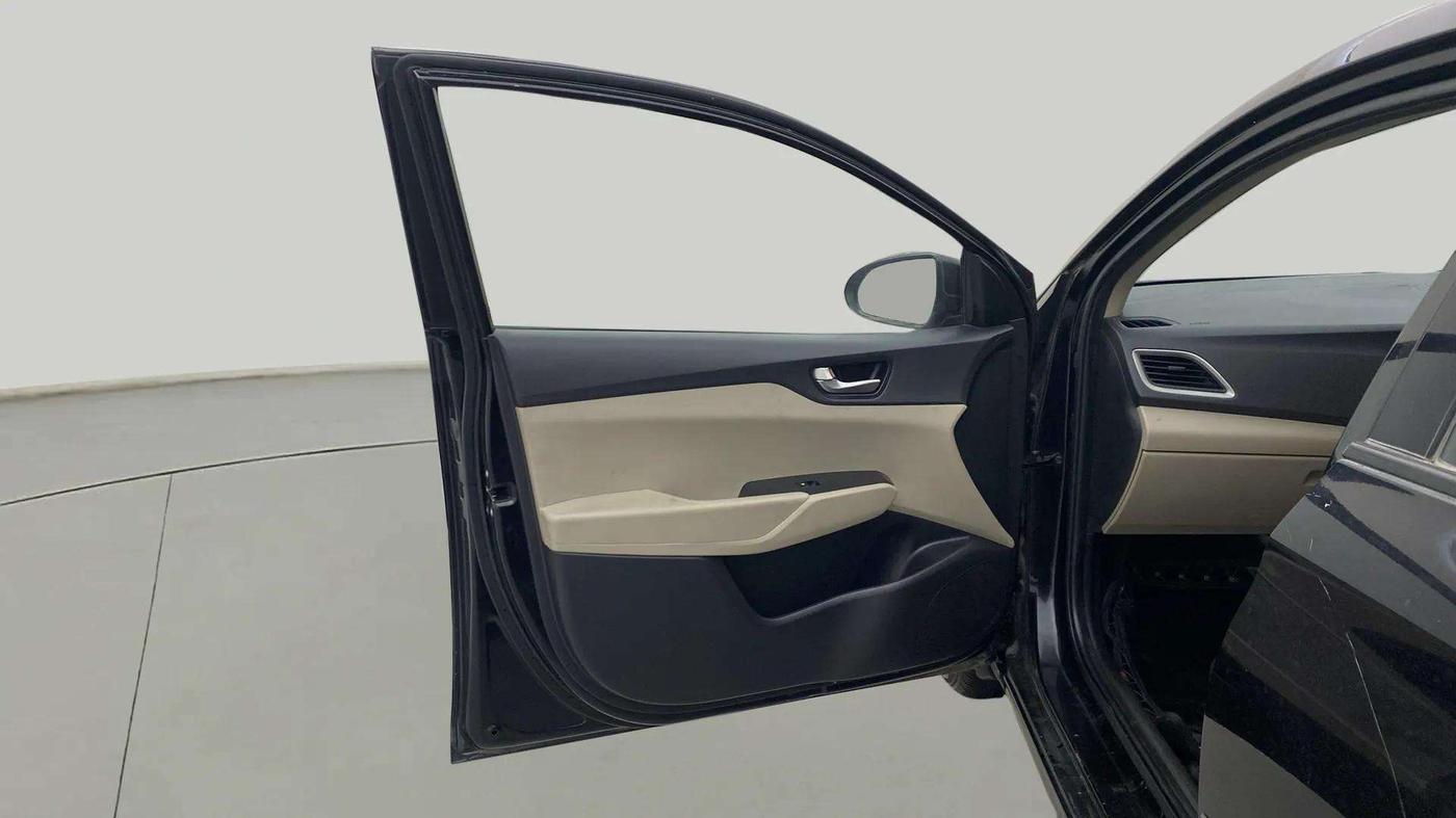 2019 Hyundai Verna 1.4 E PETROL, Petrol, Manual, 48,523 km, LHS Front Door