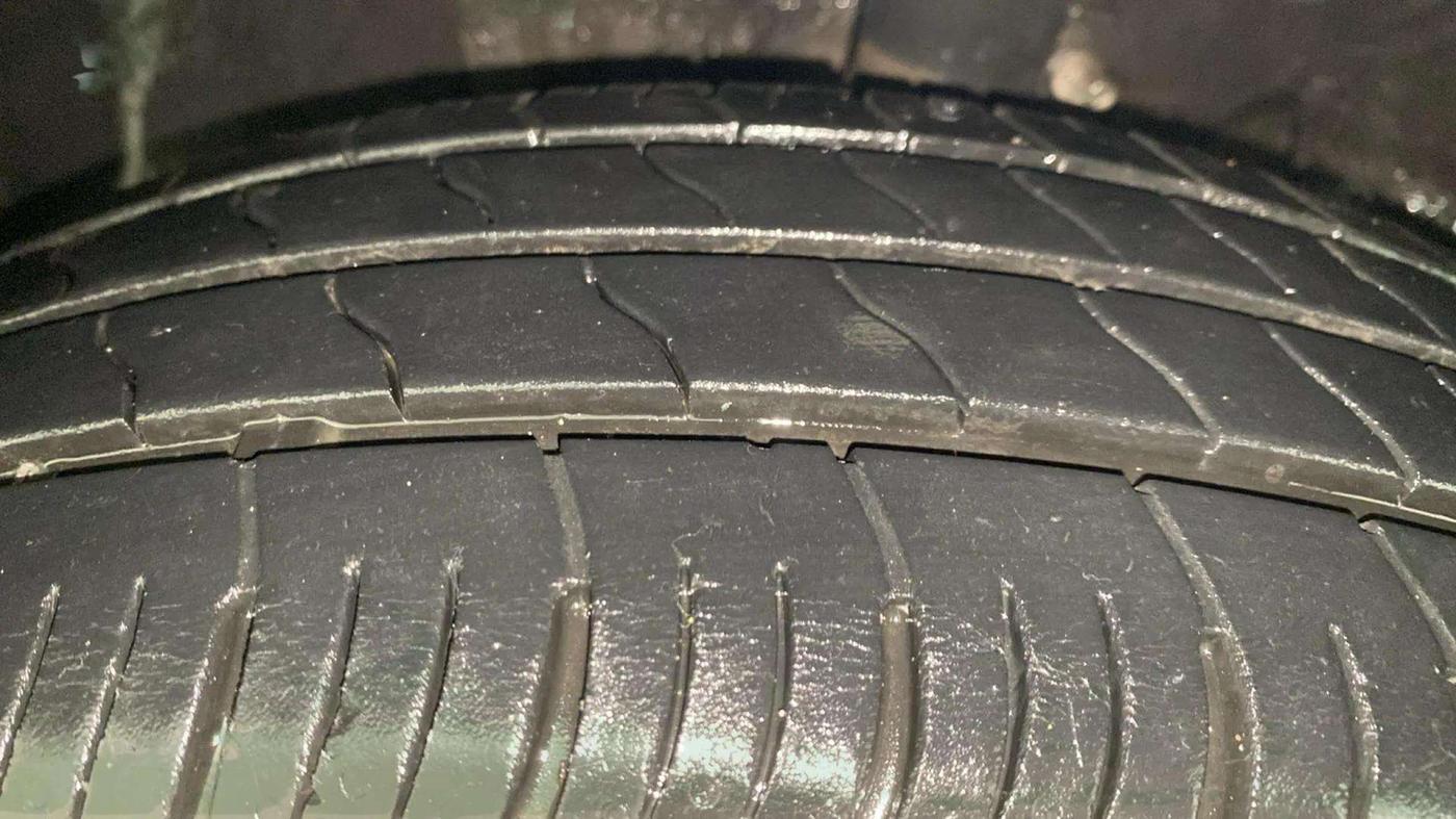2019 Hyundai Verna 1.4 E PETROL, Petrol, Manual, 48,523 km, Left Front Tyre Tread