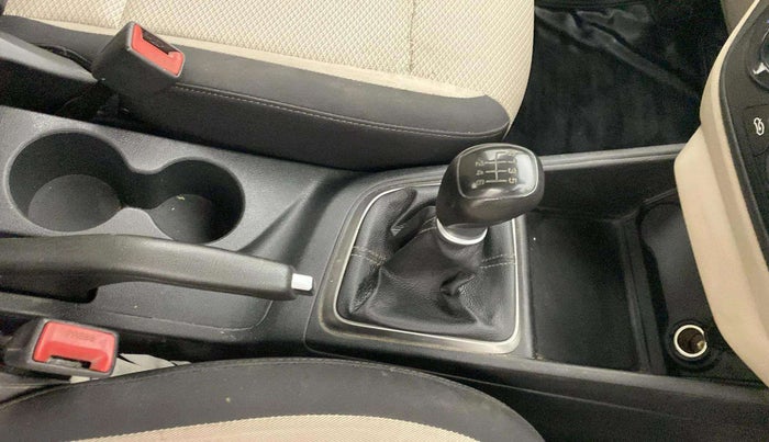 2019 Hyundai Verna 1.4 E PETROL, Petrol, Manual, 48,523 km, Gear Lever