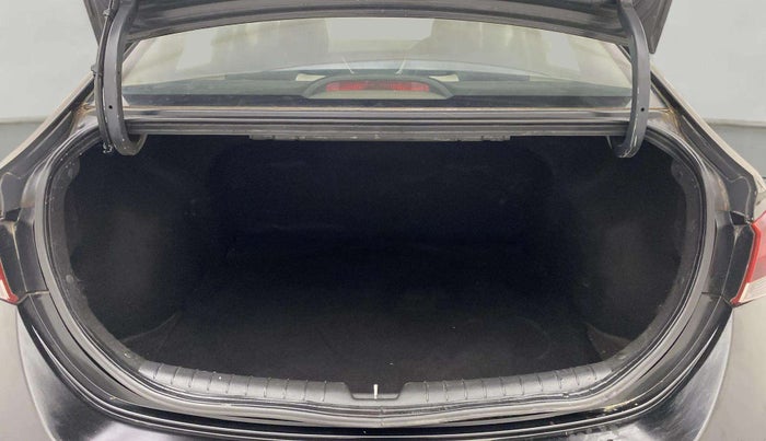 2019 Hyundai Verna 1.4 E PETROL, Petrol, Manual, 48,523 km, Boot Inside