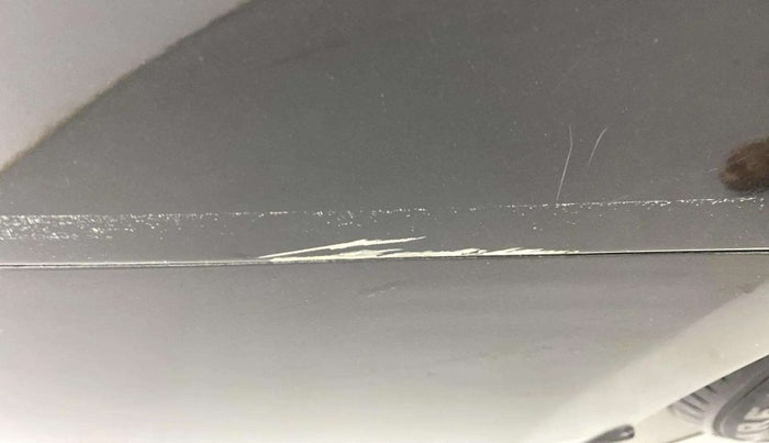 2019 Hyundai Verna 1.4 E PETROL, Petrol, Manual, 48,523 km, Right rear door - Minor scratches