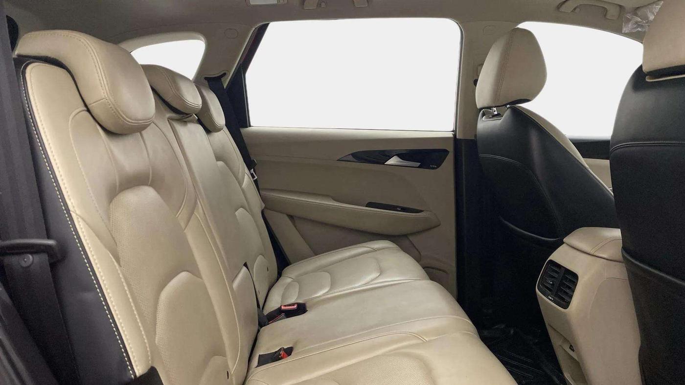 2021 MG HECTOR SHARP 1.5 DCT PETROL, Petrol, Automatic, 22,657 km, Right Side Rear Door Cabin