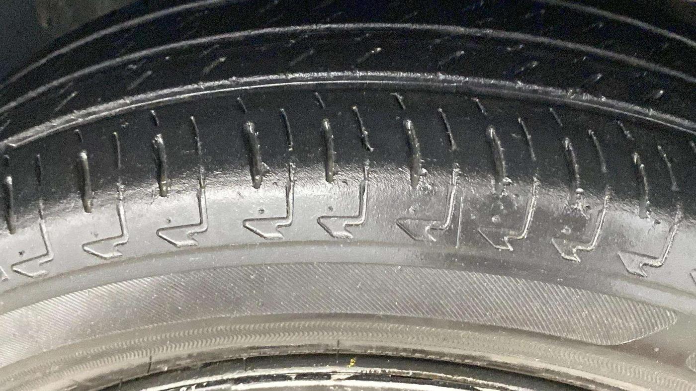 2020 Maruti IGNIS DELTA 1.2, Petrol, Manual, 45,569 km, Right Front Tyre Tread
