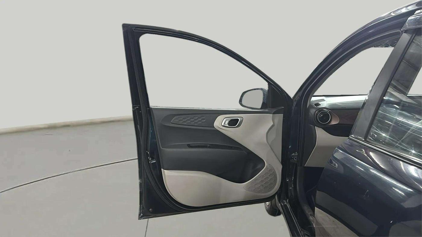 2023 Hyundai AURA SX 1.2 CNG, CNG, Manual, 47,591 km, LHS Front Door