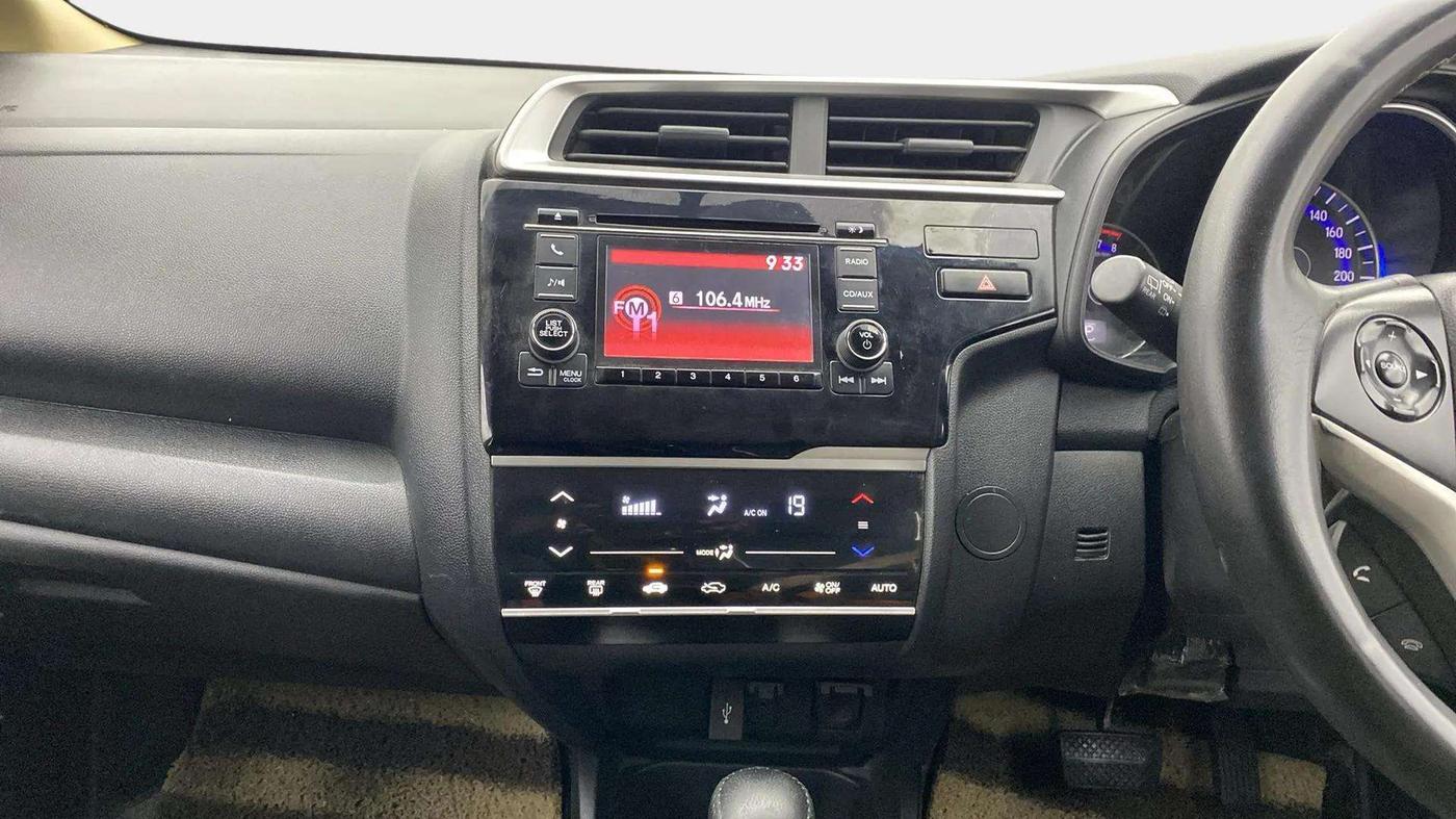 2017 Honda Jazz 1.2L I-VTEC V AT, Petrol, Automatic, 77,890 km, Air Conditioner