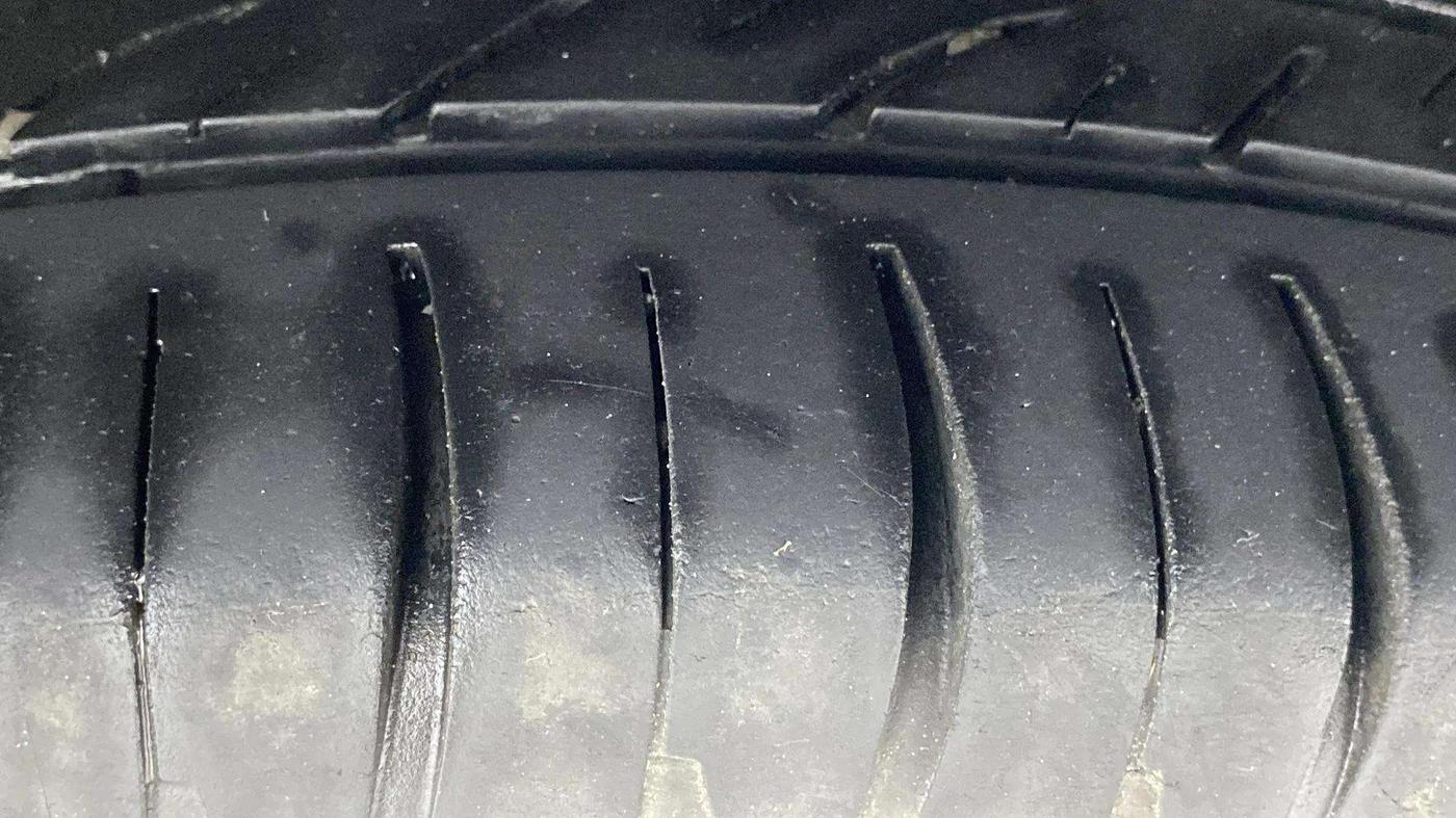 2017 Honda Jazz 1.2L I-VTEC V AT, Petrol, Automatic, 77,890 km, Left Rear Tyre Tread