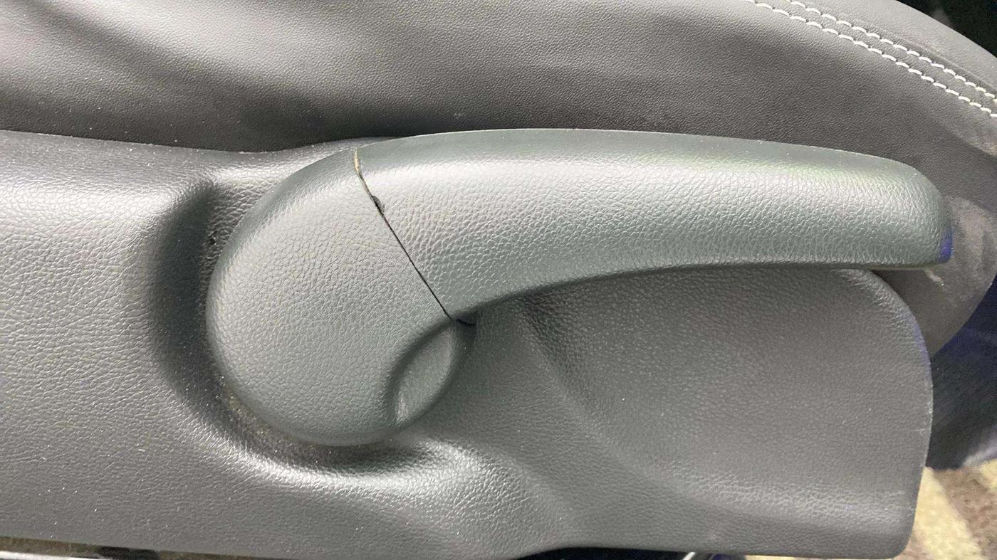 2017 Honda Jazz 1.2L I-VTEC V AT, Petrol, Automatic, 77,890 km, Driver Side Adjustment Panel