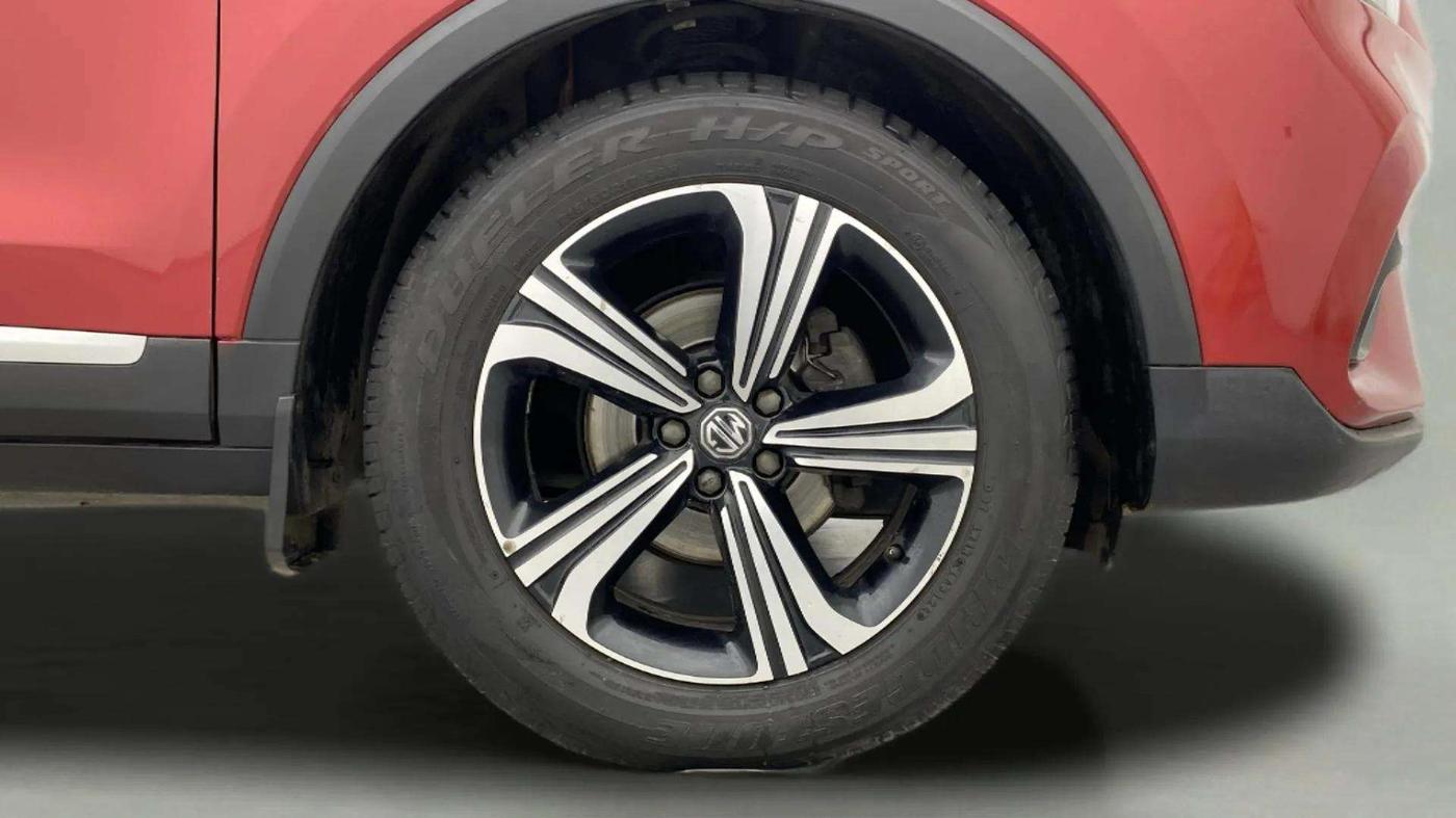 2021 MG ASTOR SAVVY 1.5 CVT S RED, Petrol, Automatic, 93,889 km, Right Front Wheel