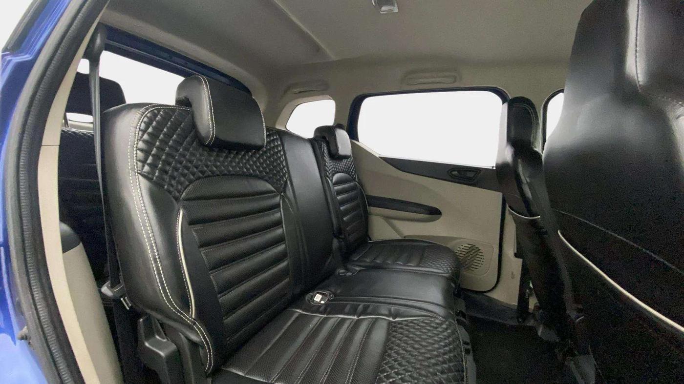2020 Renault TRIBER RXT, Petrol, Manual, 14,893 km, Right Side Rear Door Cabin