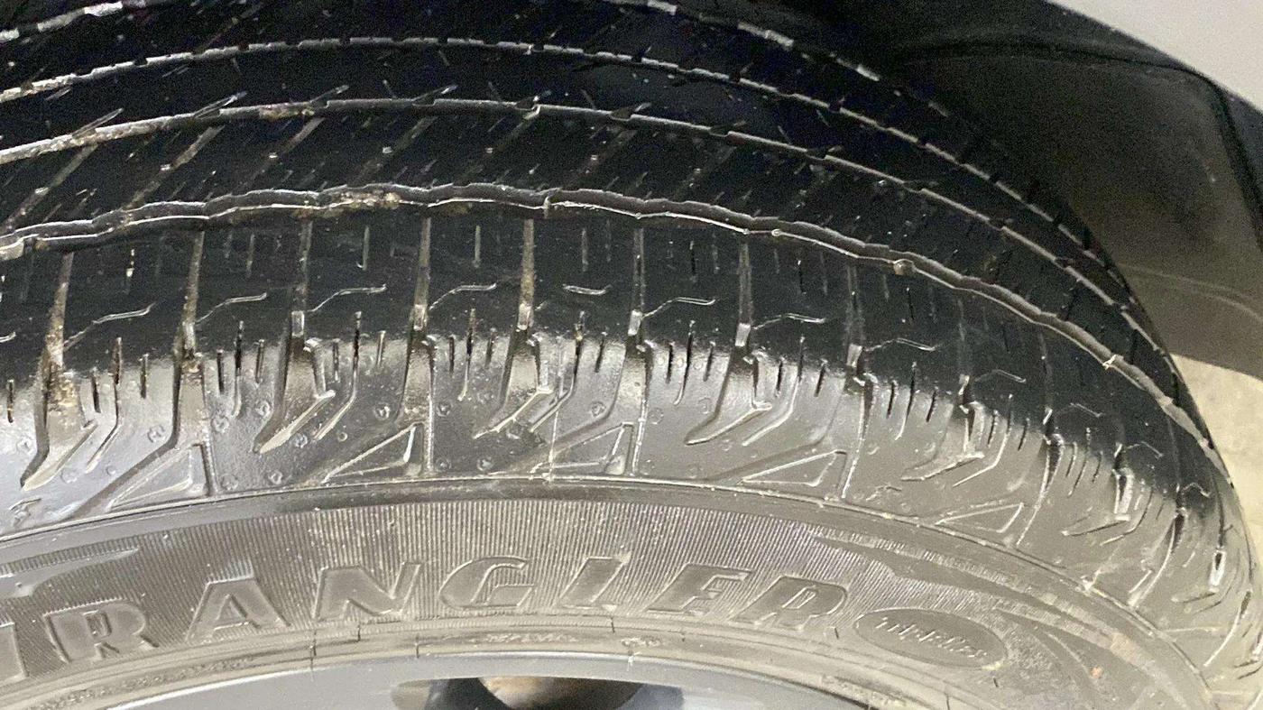 2020 Tata Harrier XZ PLUS 2.0L DARK EDITION, Diesel, Manual, 67,116 km, Left Front Tyre Tread