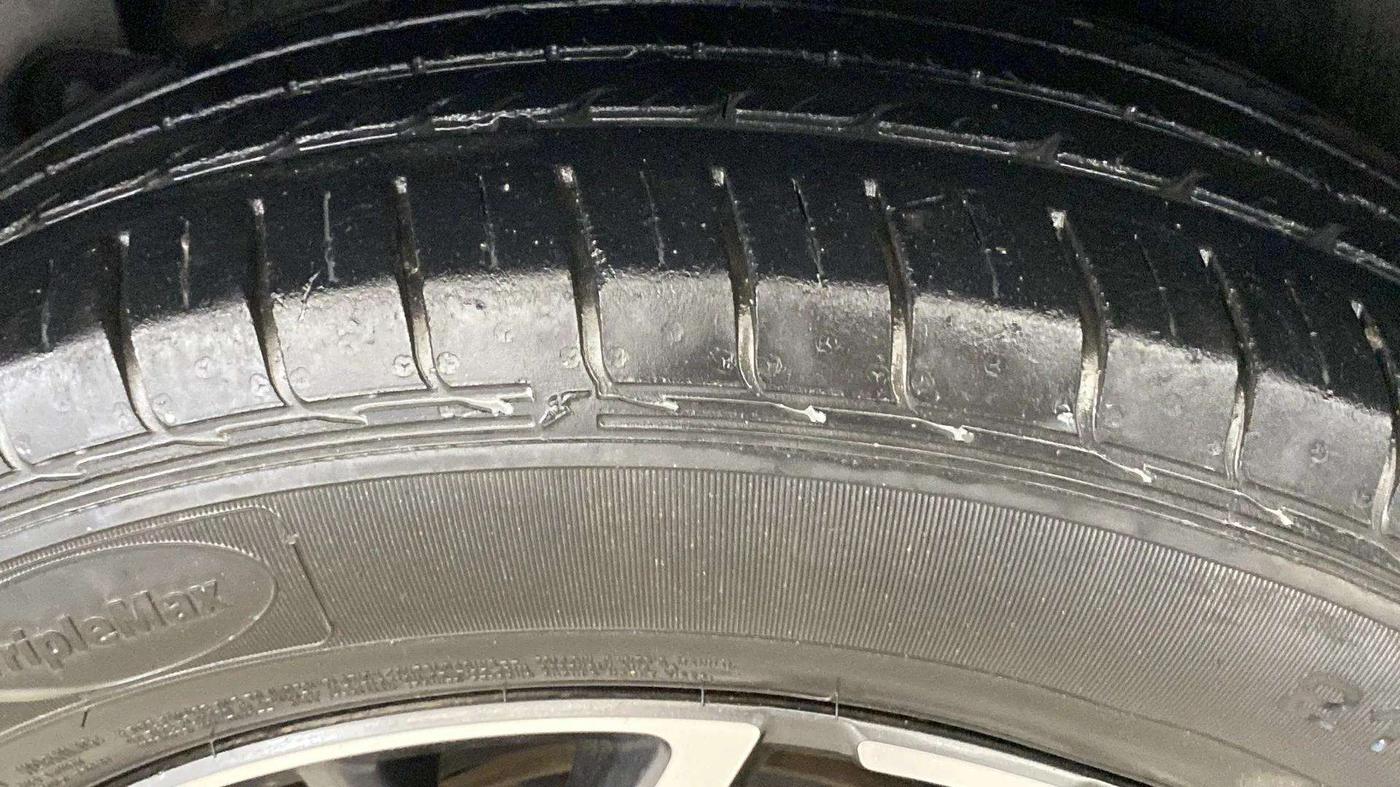 2019 KIA SELTOS GTX PLUS DCT 1.4 PETROL, Petrol, Automatic, 35,644 km, Left Front Tyre Tread