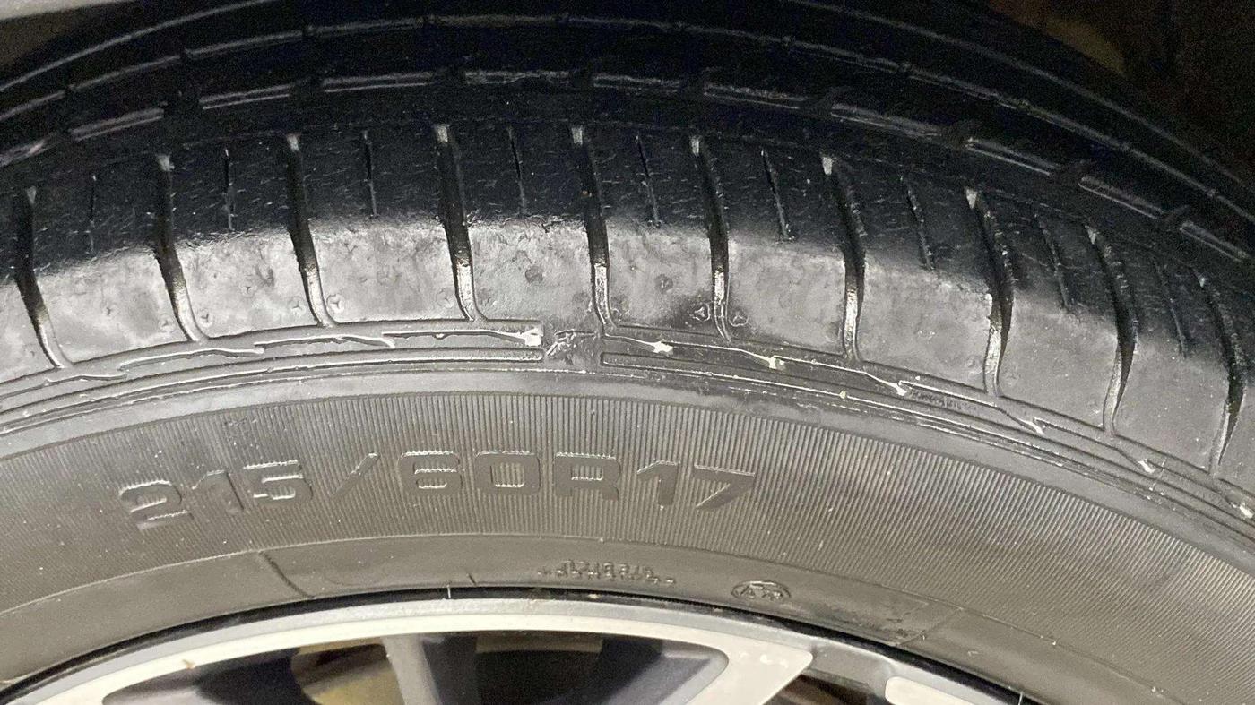 2019 KIA SELTOS GTX PLUS DCT 1.4 PETROL, Petrol, Automatic, 35,644 km, Left Rear Tyre Tread