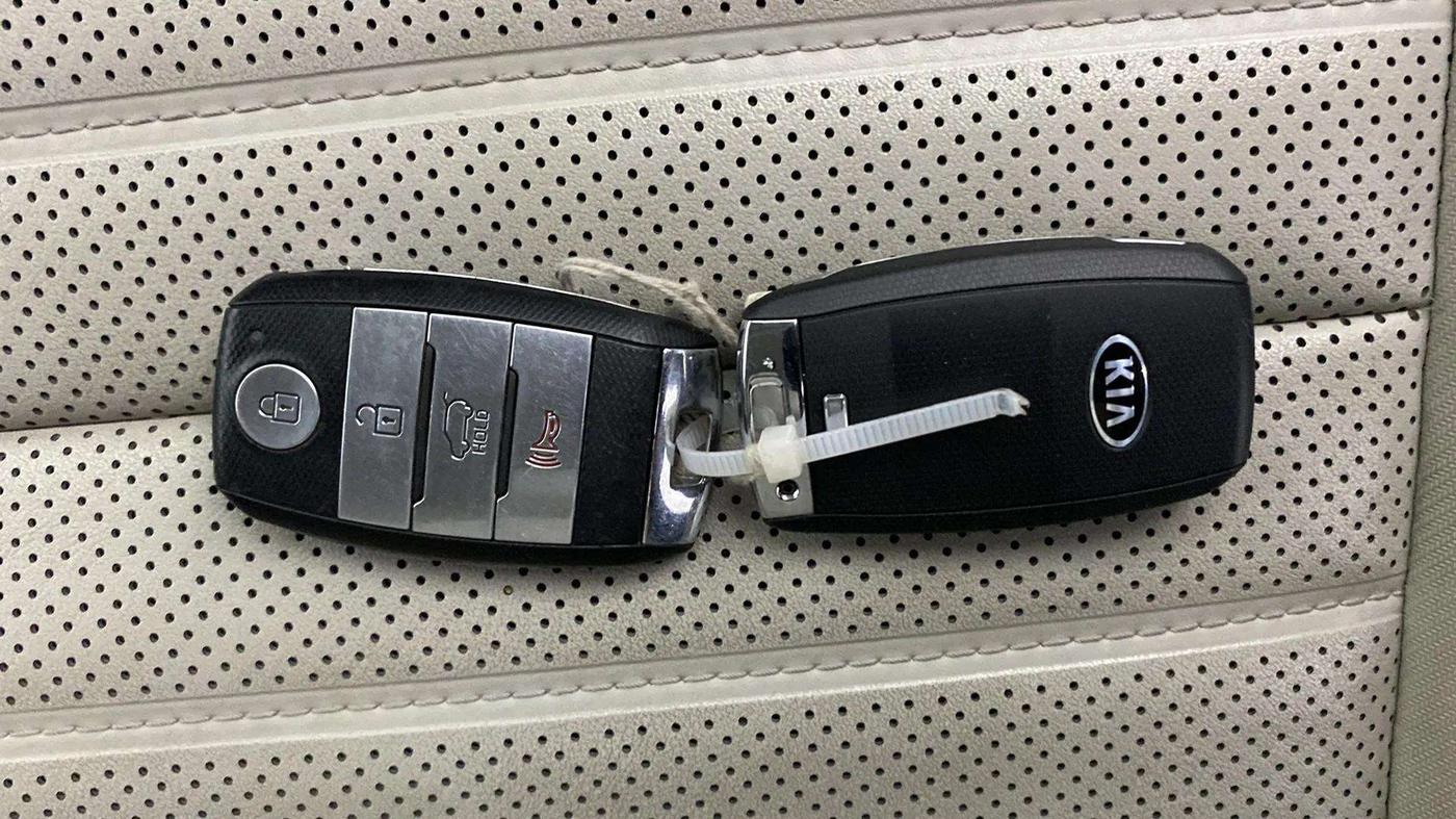 2019 KIA SELTOS GTX PLUS DCT 1.4 PETROL, Petrol, Automatic, 35,644 km, Key Close Up