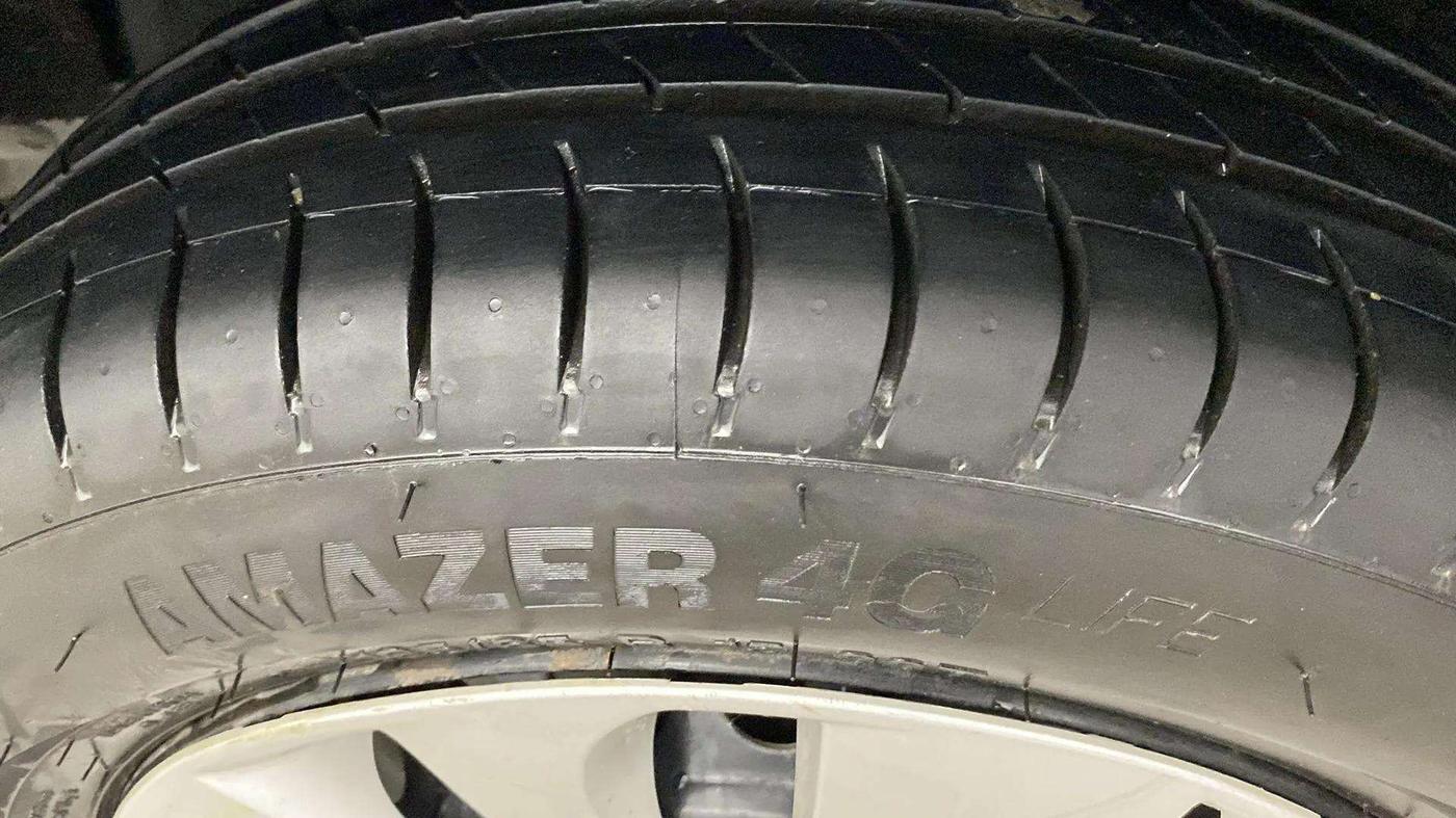 2018 Maruti Baleno DELTA PETROL 1.2, Petrol, Manual, 77,260 km, Right Rear Tyre Tread