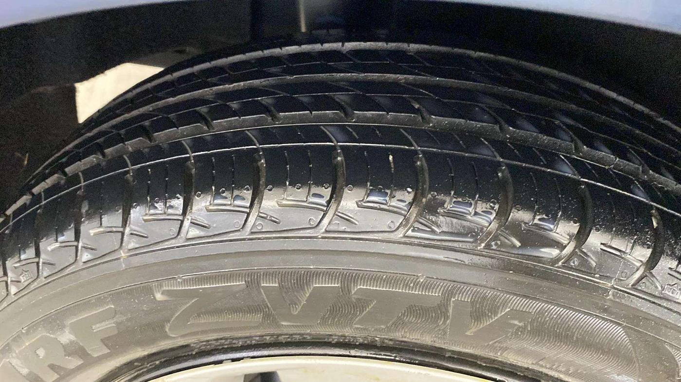 2018 Maruti Baleno DELTA PETROL 1.2, Petrol, Manual, 77,260 km, Left Front Tyre Tread