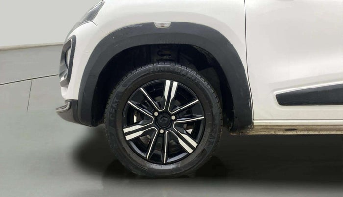 2022 Renault Kwid CLIMBER 1.0 AMT Dual Tone , Petrol, Automatic, 19,286 km, Left Front Wheel