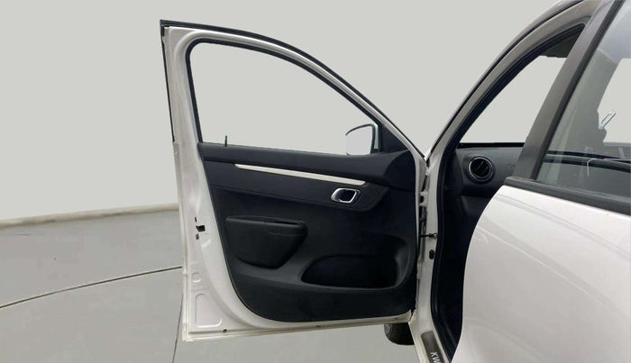 2022 Renault Kwid CLIMBER 1.0 AMT Dual Tone , Petrol, Automatic, 19,286 km, LHS Front Door