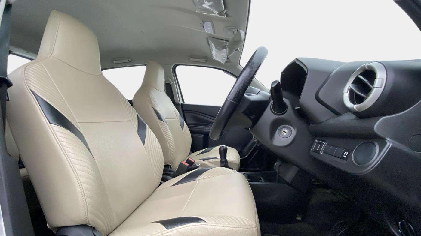 2022 Maruti Celerio ZXI, Petrol, Manual, 40,600 km, Right Side Front Door Cabin
