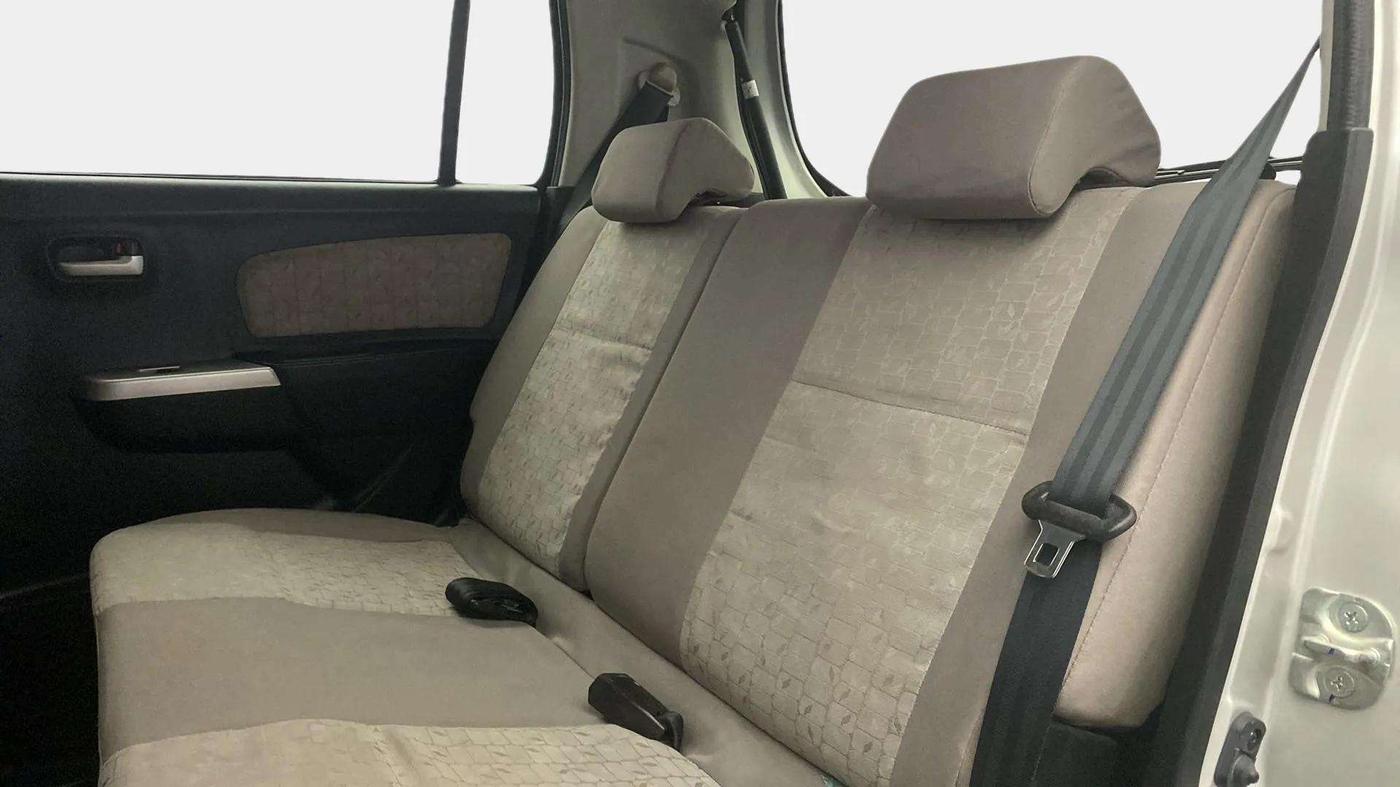 2016 Maruti Wagon R 1.0 VXI, Petrol, Manual, 13,109 km, Right Side Rear Door Cabin