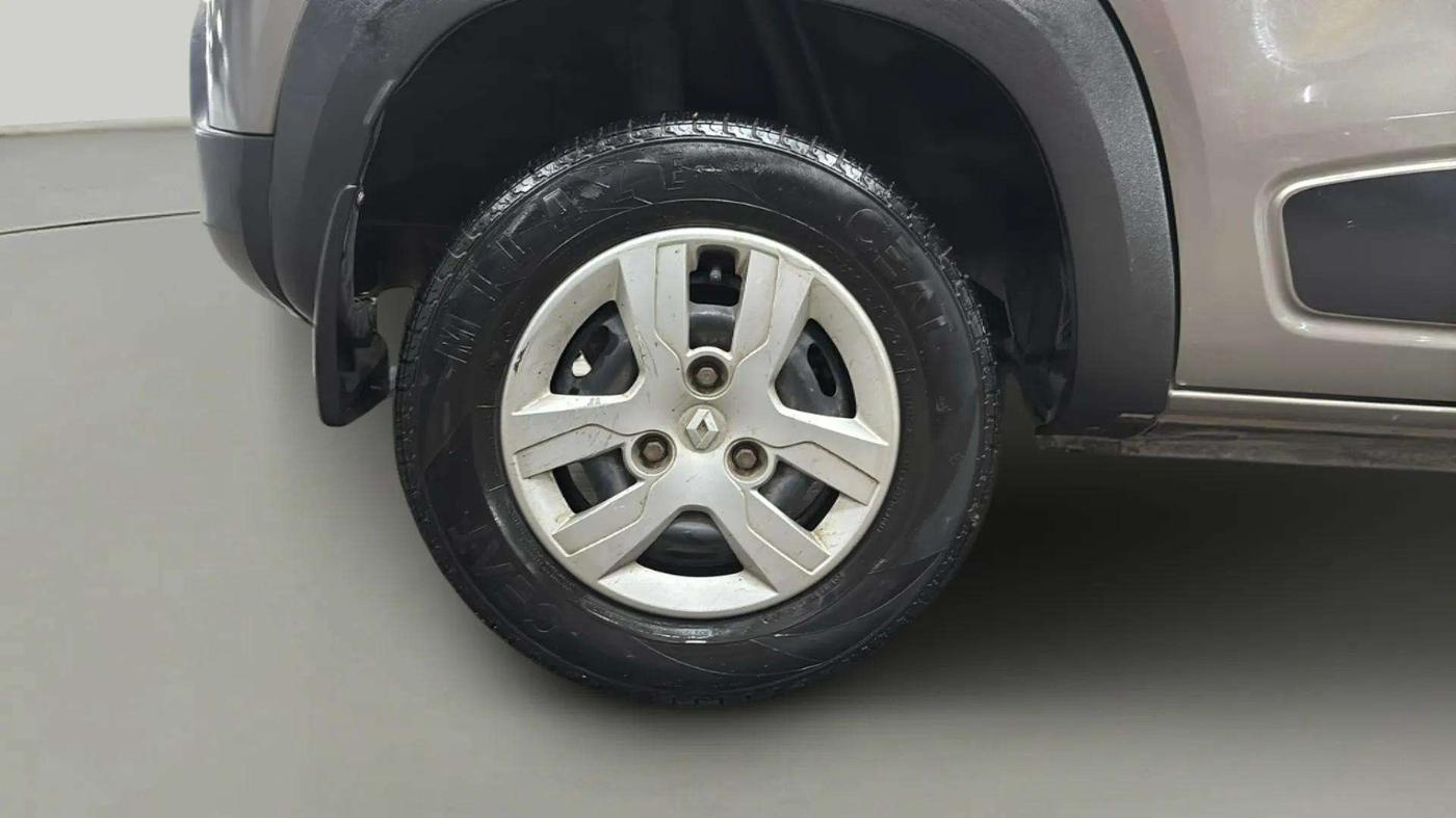 2015 Renault Kwid RXT 0.8, Petrol, Manual, 43,334 km, Right Rear Wheel