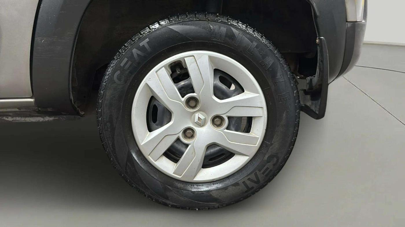 2015 Renault Kwid RXT 0.8, Petrol, Manual, 43,334 km, Left Rear Wheel
