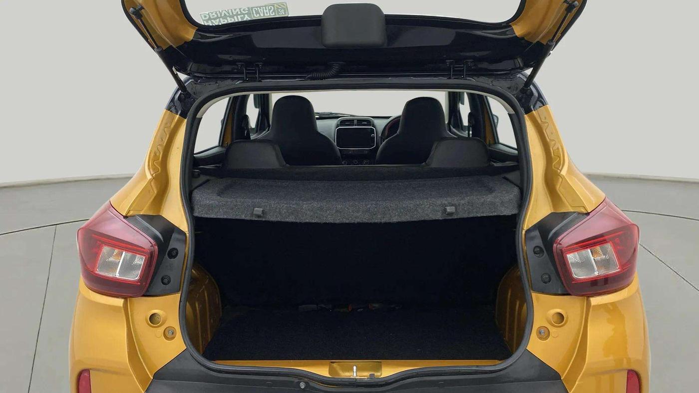 2022 Renault Kwid CLIMBER AMT 1.0, Petrol, Automatic, 11,714 km, Boot Inside