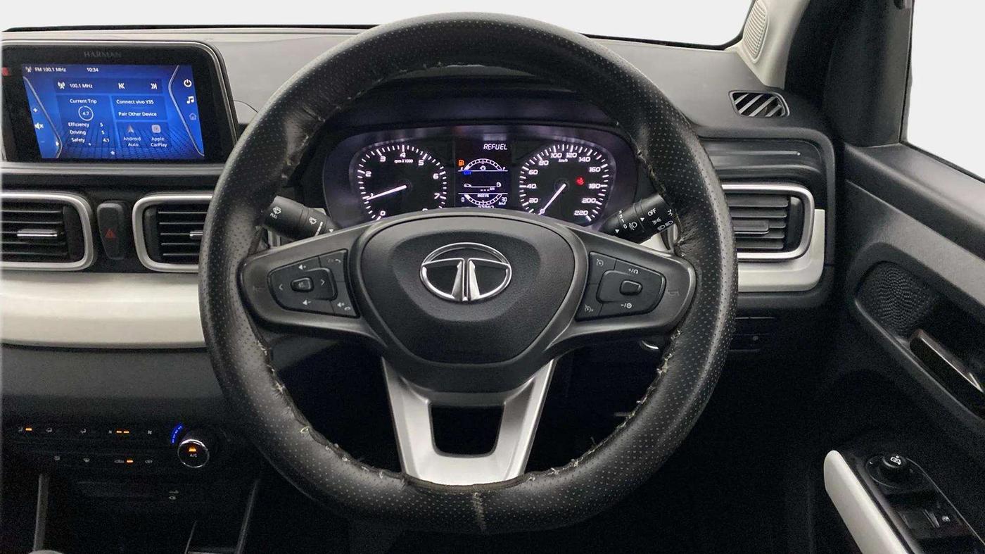 2022 Tata PUNCH ACCOMPLISHED MT, Petrol, Manual, 32,117 km, Steering Wheel Close Up