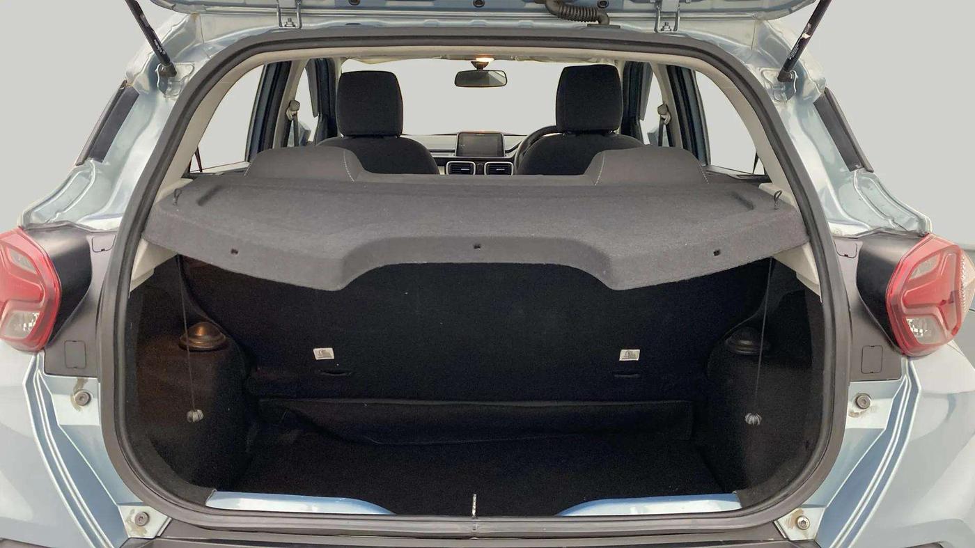 2022 Tata PUNCH ACCOMPLISHED MT, Petrol, Manual, 32,117 km, Boot Inside