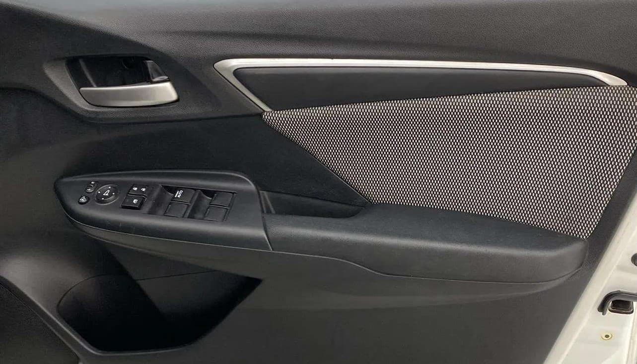 2018 Honda WR-V 1.2L I-VTEC VX MT, Petrol, Manual, 45,639 km, Driver Side Door Panels Control