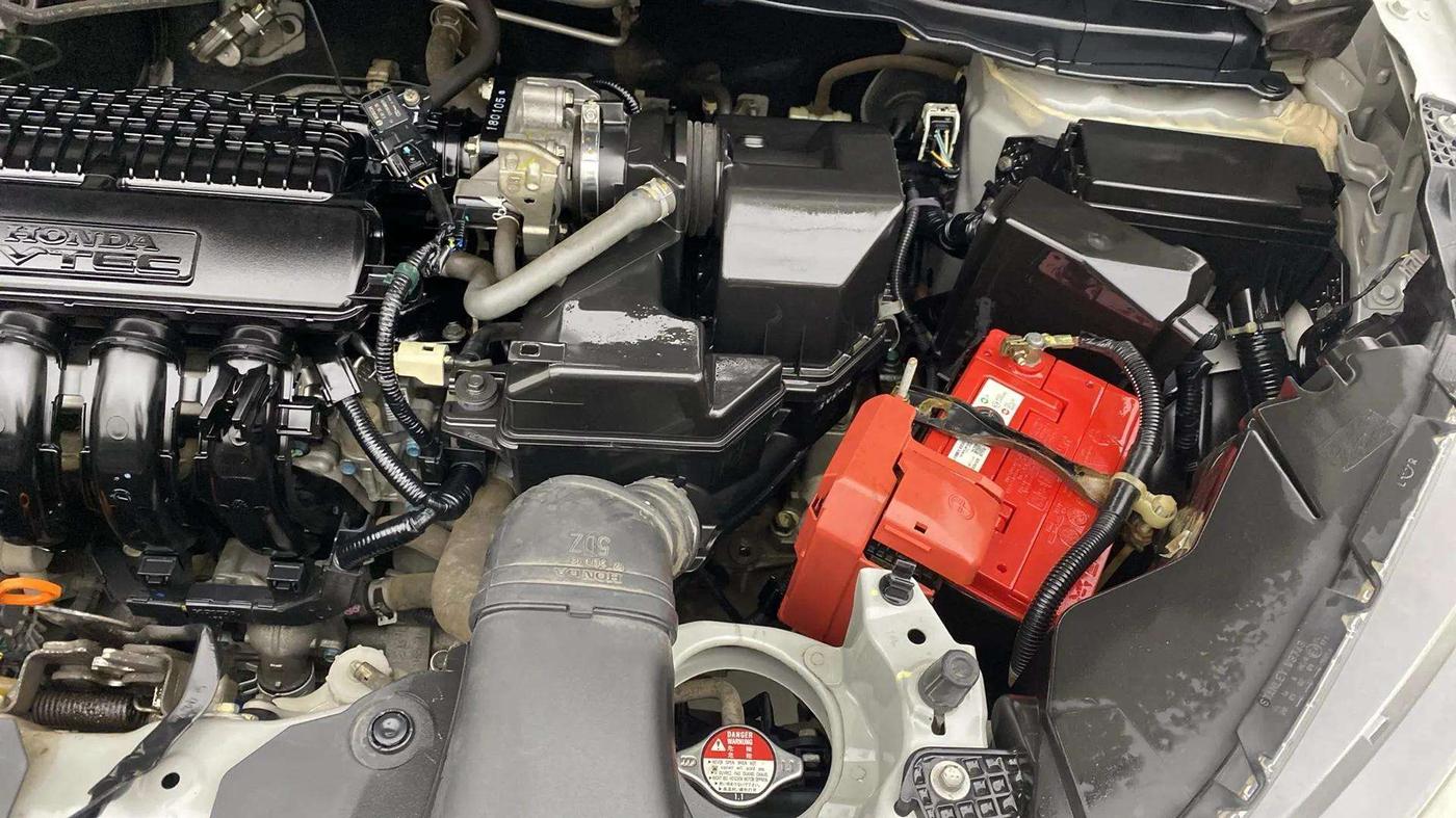 2018 Honda WR-V 1.2L I-VTEC VX MT, Petrol, Manual, 45,639 km, Engine View - Left
