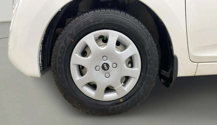 2015 Hyundai Eon ERA +, Petrol, Manual, 9,652 km, Left Front Wheel